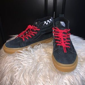 Vans Black Hightop, Ankle Checkered Sneaker!